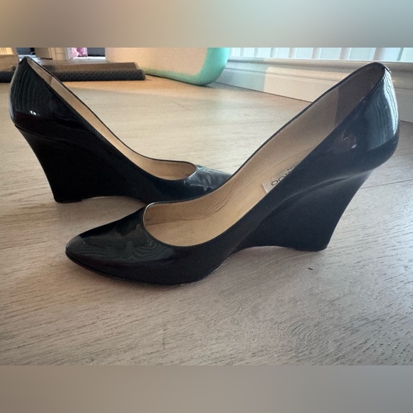 Jimmy Choo Baxen Patent Wedge Pump in Black
Size 37.5 - Picture 3 of 10